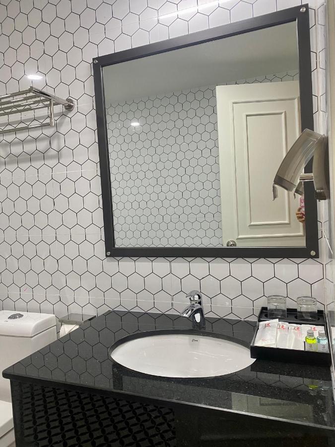 Khách sạn Robin Gia Nghĩa Esterno foto