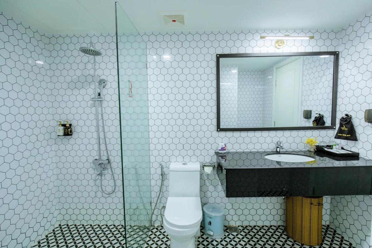 Khách sạn Robin Gia Nghĩa Esterno foto